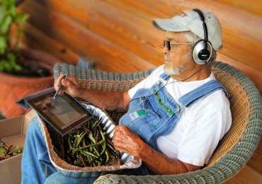 Teknolojiyi kullanan çiftçi kazanıyor. Yenilikçi çiftçi.